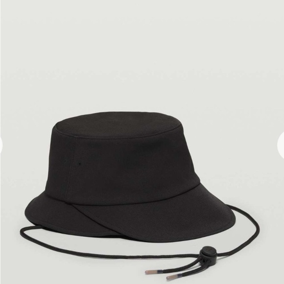 Lululemon Black Bucket Hat.Adjustable Chin Strap and Sweat Wicking Fabric. XS/S - Picture 3 of 9